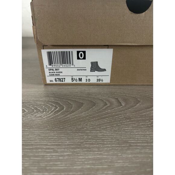 Clarks Opal Sky Black Suede Women's Boots Size 5.5 Medium- NIB - Picture 7 of 7